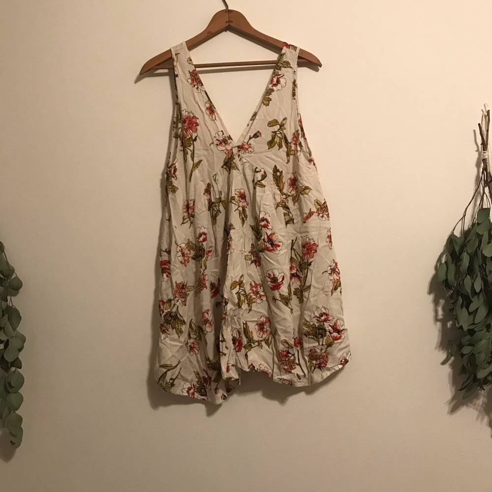 Carly Jean Los Angeles dress